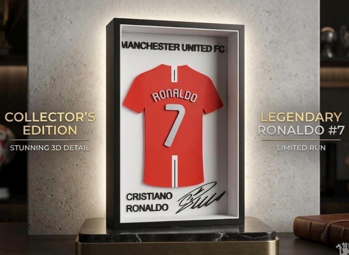 Manchester United Ronaldo Jersey Shadow Box  • 3D Printed  CR7 Wall Art • Ronaldo Gift • Man U Football Decor • Collectible Jersey Display